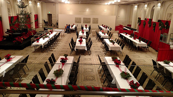 picture of the sunkin ballroom just before the homeless arrived for christmas dinner