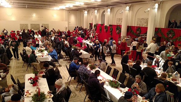Picture of the sunkin ballroom after the doors opned and christmas dinner was served